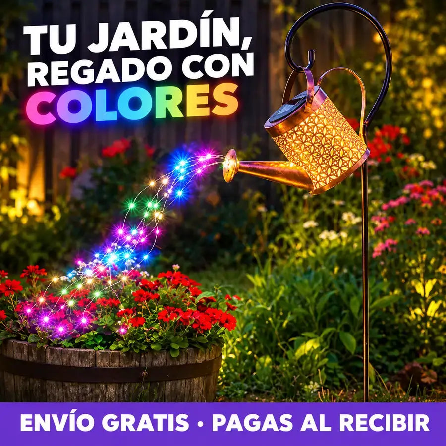 Regadera solar multicolor encendida sobre flores